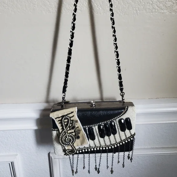 Mary Frances Piano Clutch - Picture 3 of 8